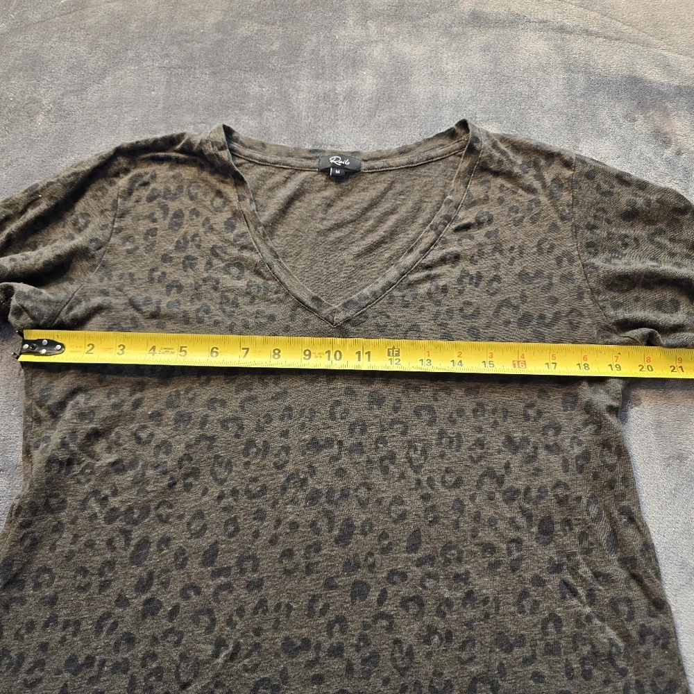 Rails Cara Spotted Military Linen Blend Tee Size Medium